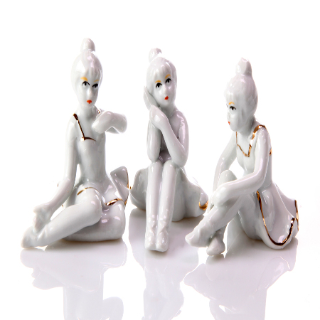 FIGURKA BALETNICA PORCELANA...