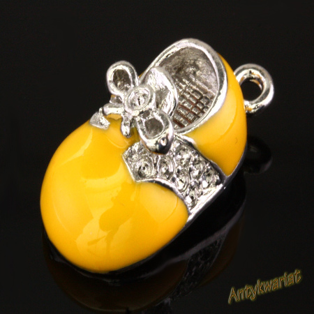 ZAWIESZKA CHARMS 3D BUT...