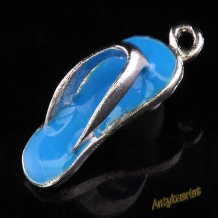 ZAWIESZKA CHARMS 3D KLAPEK...