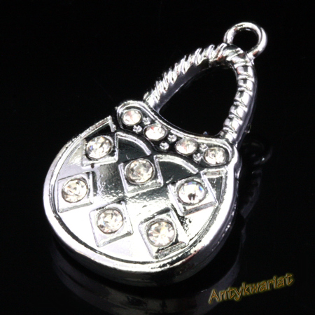 ZAWIESZKA CHARMS 3D TOREBKA...