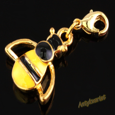 ZAWIESZKA CHARMS 3D...