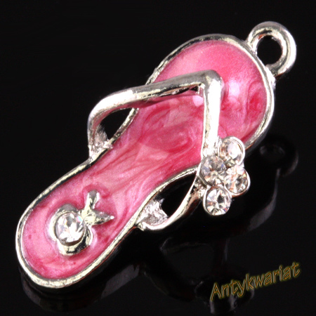 ZAWIESZKA CHARMS 3D KLAPEK...