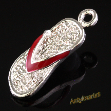 ZAWIESZKA CHARMS 3D KLAPEK...