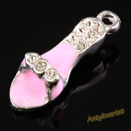 ZAWIESZKA CHARMS 3D KLAPEK...