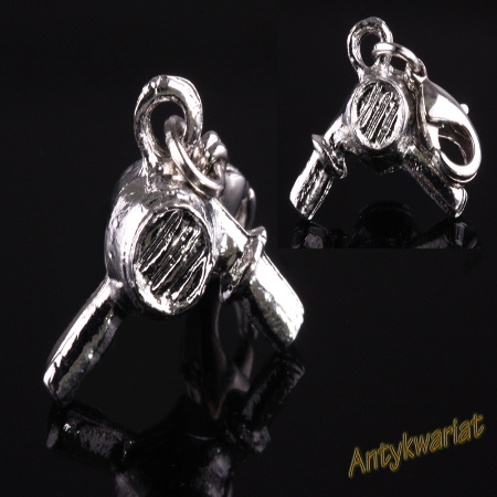 ZAWIESZKA CHARMS 3D MAX...