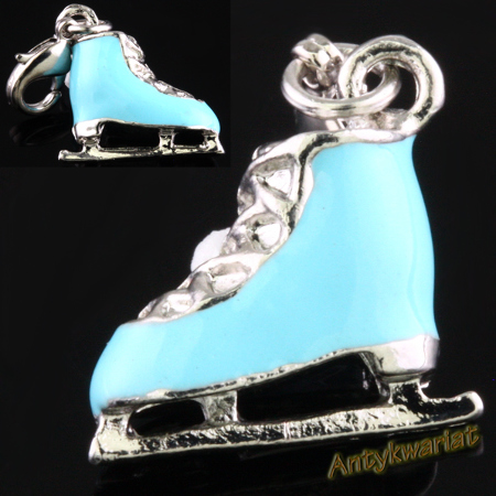 ZAWIESZKA CHARMS 3D MAX...