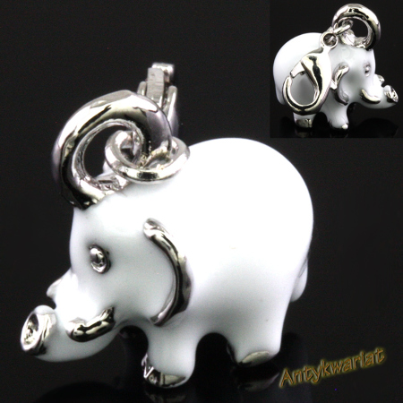 ZAWIESZKA CHARMS 3D MAX...