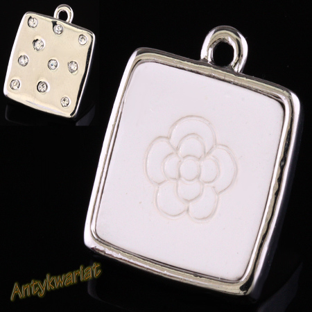 ZAWIESZKA CHARMS 3D KWIAT...