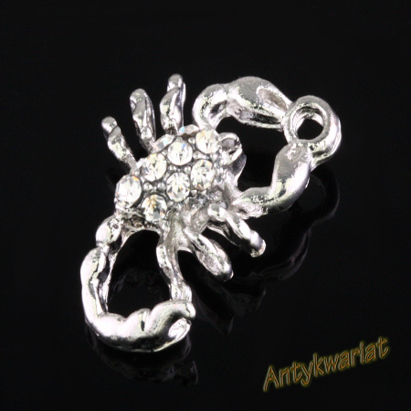 ZAWIESZKA CHARMS SKORPION...