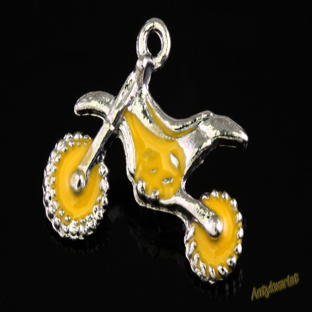 ZAWIESZKA CHARMS 3D...