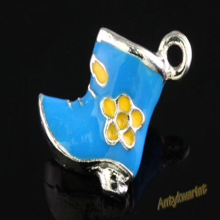 ZAWIESZKA CHARMS 3D BUT...