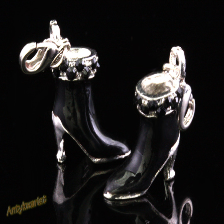 ZAWIESZKA CHARMS 3D MAX BUT...