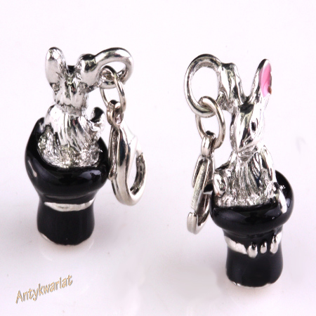 ZAWIESZKA CHARMS 3D MAX...