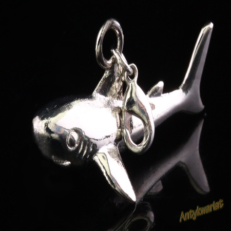 ZAWIESZKA CHARMS 3D MAX...