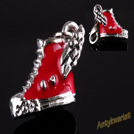 ZAWIESZKA CHARMS 3D MAX...