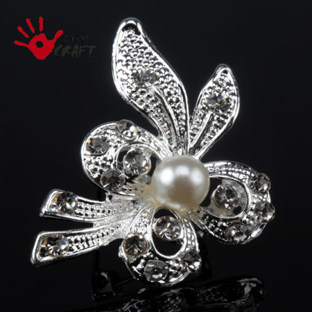 BROSZKA KLASYCZNA CYRKONIE...