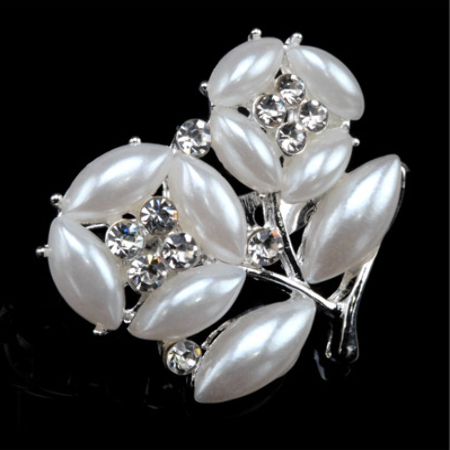 BROSZKA VINTAGE BIAŁY KWIAT...